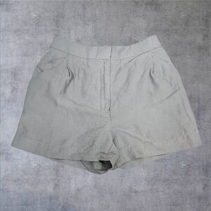 Aritzia Wilfred‎ Fable Line Blend Pleated Shorts Pearl Gray Size 10 S53